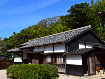 武家屋敷の外観の写真